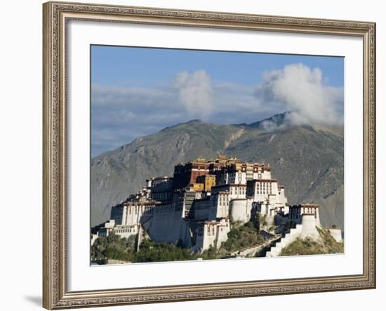 Potala Palace, Former Palace of the Dalai Lama, Unesco World Heritage Site, Lhasa, Tibet, China-Ethel Davies-Framed Photographic Print