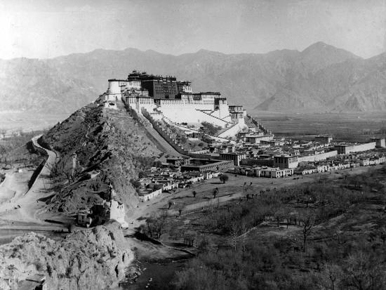 Potala Palace, Lhasa, C.1920-1 Photographic Print by | Art.com