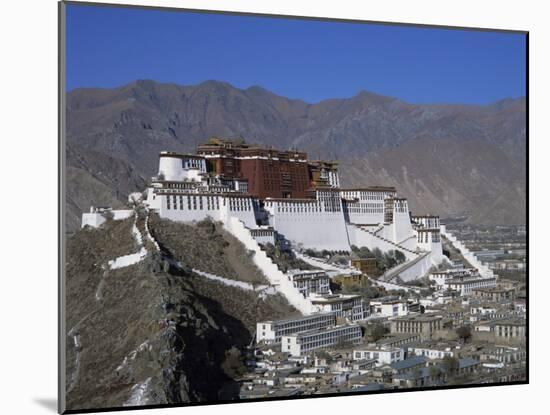 Potala Palace, UNESCO World Heritage Site, Lhasa, Tibet, China-Gavin Hellier-Mounted Photographic Print