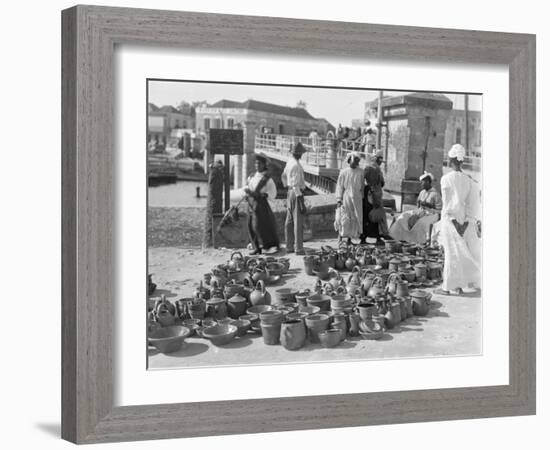 Pottery Sellers, Barbados, 1908-09-Harry Hamilton Johnston-Framed Photographic Print