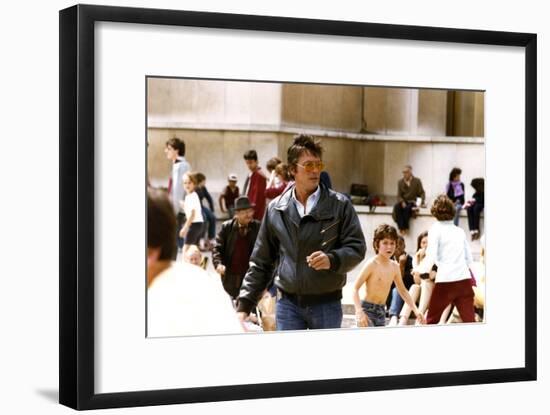 Pour la peau d'un flic by Alain Delon with Alain Delon, 1981 (photo)-null-Framed Photo