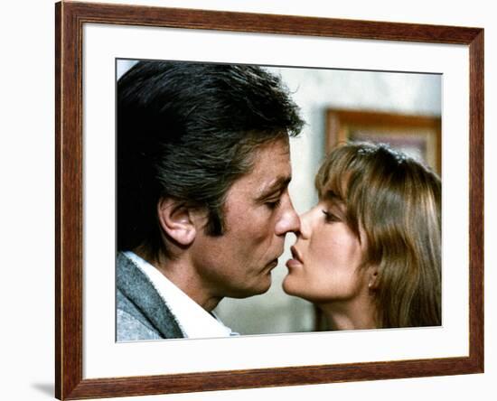 Pour la peau d'un flic by Alain Delon with Alain Delon and Anne Parillaud, 1981 (photo)-null-Framed Photo