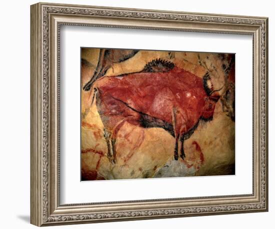 Prehistoire, Art Du Paleolithique Superieur : Un Bison Ou Auroch, Peinture Parietale Dans La Grotte-Prehistoric Prehistoric-Framed Giclee Print