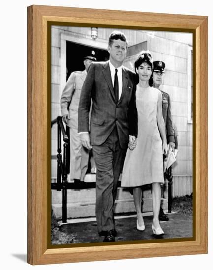 Pres and Jacqueline Kennedy Walk Hand-In-Hand after Death of Infant Son, Patrick Bouvier Kennedy-null-Framed Stretched Canvas