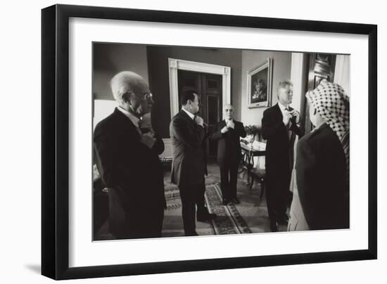 Pres. Clinton and Middle East Leaders before Signing to Extend Palestinian Rule on the West Bank-null-Framed Premium Photographic Print