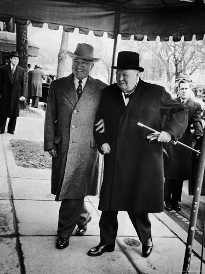 Pres Harry Truman Walking Arm In Arm With British Prime Minister Winston Churchill Blair House Photographic Print George Skadding Art Com Pres Harry Truman Walking Arm In Arm With British Prime Minister Winston Churchill Blair House Photographic Print George Skadding Art Com
