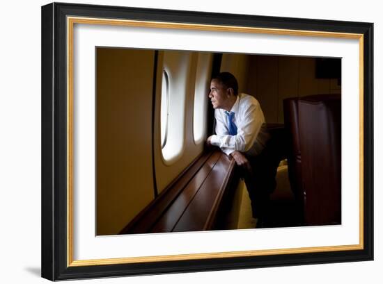 President Barack Obama Looks Out at the Australian Landscape from Air Force One, Nov. 17, 2011-null-Framed Premium Photographic Print