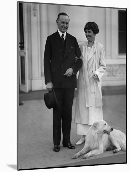 President Calvin and Grace Coolidge Acknowledge Greetings from Crowd on Nov. 5, 1924-null-Mounted Photo