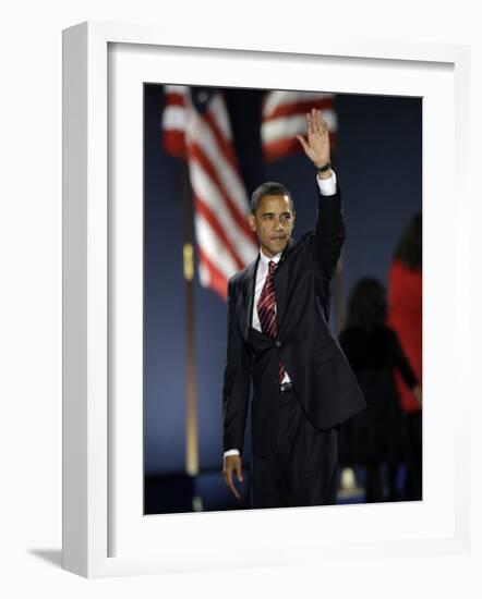 President-Elect Barack Obama Waves after Acceptance Speech, Nov 4, 2008-null-Framed Photographic Print