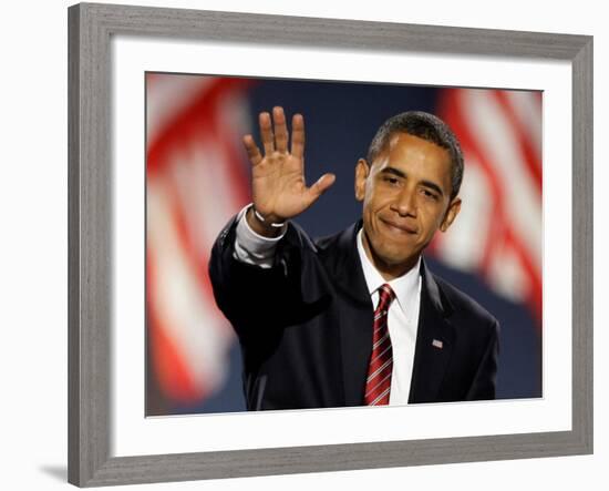 President-Elect Barack Obama Waves after Acceptance Speech, Nov 4, 2008-null-Framed Photographic Print