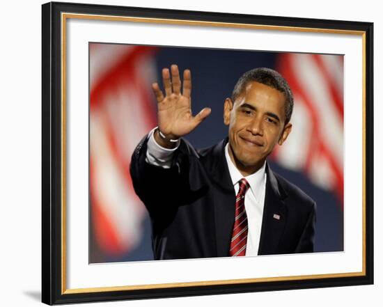 President-Elect Barack Obama Waves after Acceptance Speech, Nov 4, 2008-null-Framed Photographic Print