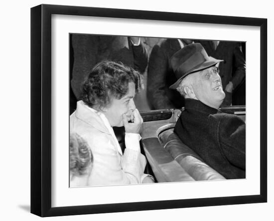 President Franklin and Eleanor Roosevelt During Informal Press Conference at Warms Springs, Georgia-null-Framed Photo