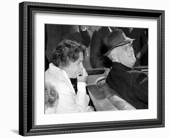 President Franklin and Eleanor Roosevelt During Informal Press Conference at Warms Springs, Georgia-null-Framed Photo