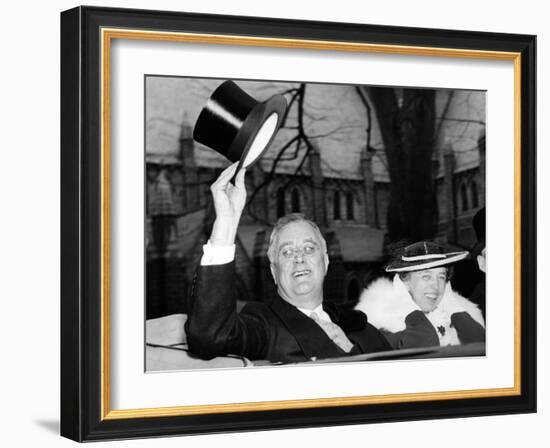 President Franklin and Eleanor Roosevelt Greeting Crowds in Washington DC-null-Framed Photo