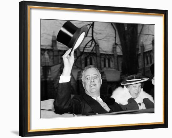 President Franklin and Eleanor Roosevelt Greeting Crowds in Washington DC-null-Framed Photo