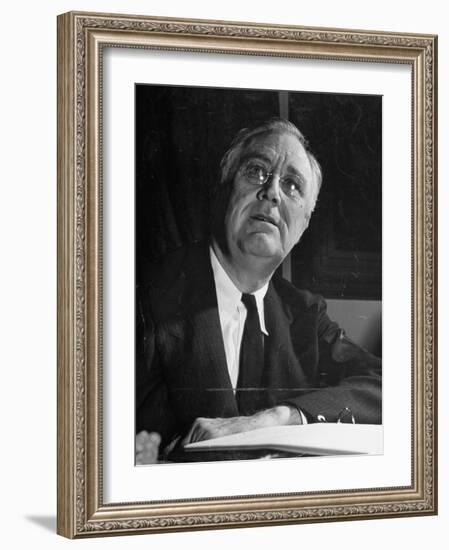 President Franklin D. Roosevelt Making a Speech-null-Framed Photographic Print