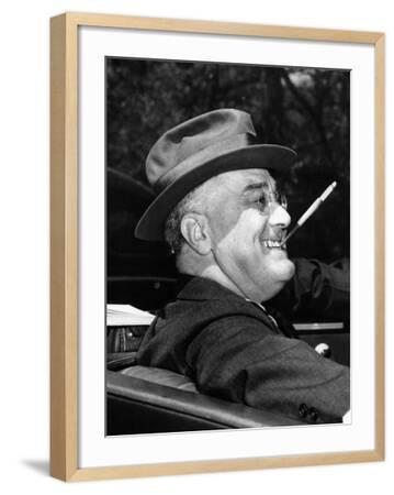 franklin d roosevelt cigarette holder President Roosevelt, Debonair with His Holder, 1939 Presidential history: Presidential puffers' tobacco