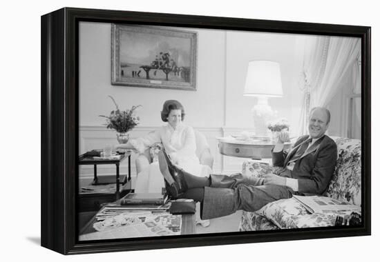 President Gerald Ford and First Lady Betty Ford in the living quarters of the White House, 1975-Marion S. Trikosko-Framed Premier Image Canvas