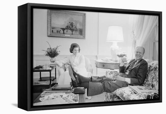 President Gerald Ford and First Lady Betty Ford in the living quarters of the White House, 1975-Marion S. Trikosko-Framed Premier Image Canvas