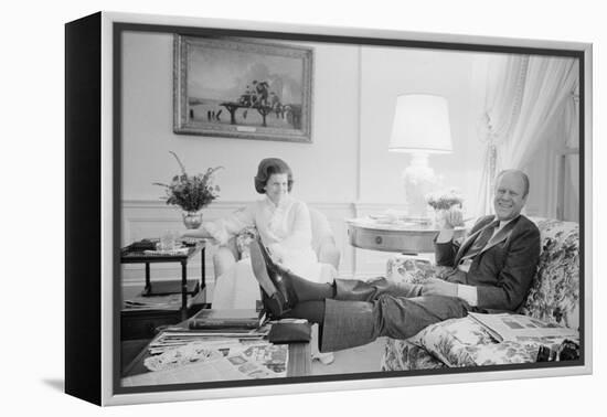 President Gerald Ford and First Lady Betty Ford in the living quarters of the White House, 1975-Marion S. Trikosko-Framed Premier Image Canvas