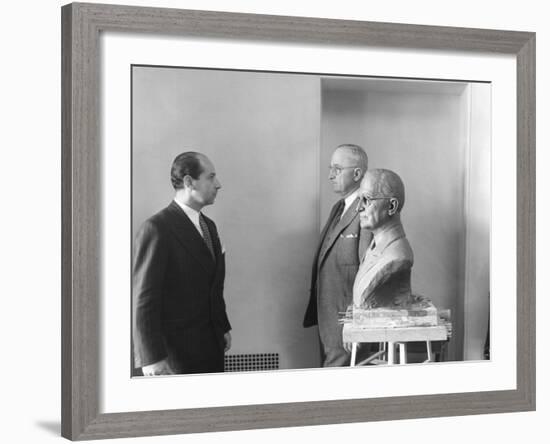 President Harry Truman Poses Next to the Bust by Artist Felix De Weldon (Left), Jan. 7, 1949-null-Framed Photo