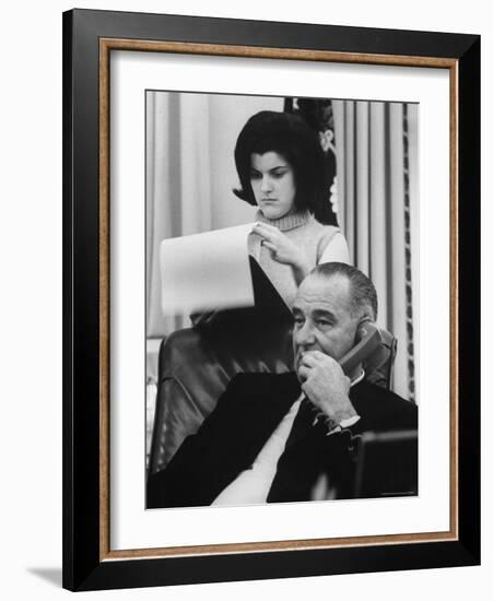 President Lyndon B. Johnson with Daughter Lucy Baines Johnson in White House-Stan Wayman-Framed Photographic Print