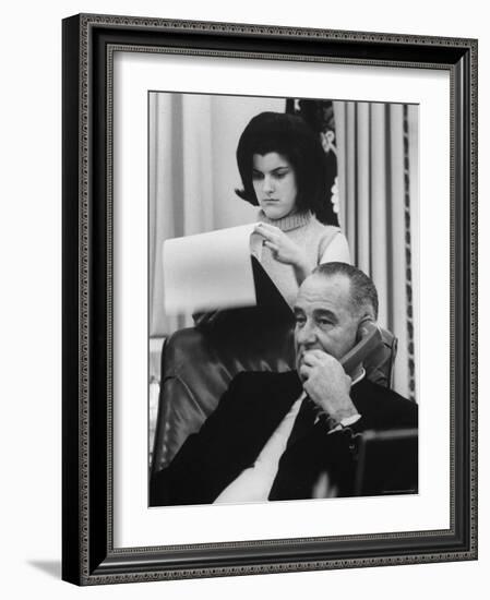 President Lyndon B. Johnson with Daughter Lucy Baines Johnson in White House-Stan Wayman-Framed Photographic Print