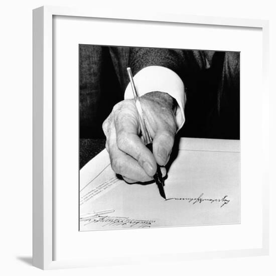 President Lyndon Johnson Signing the 1965 Civil Rights Bill, also known as the Voting Rights Act-null-Framed Photo