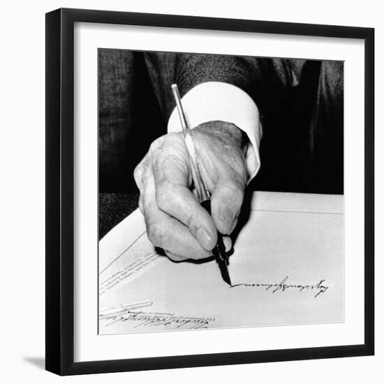 President Lyndon Johnson Signing the 1965 Civil Rights Bill, also known as the Voting Rights Act-null-Framed Photo