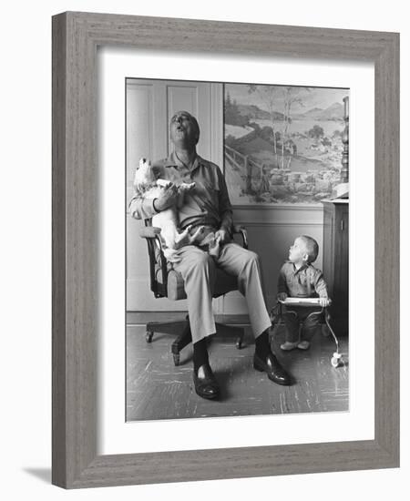 President Lyndon Johnson Sings with Dog Yuki While His Grandson Looks On, 1968-null-Framed Photo