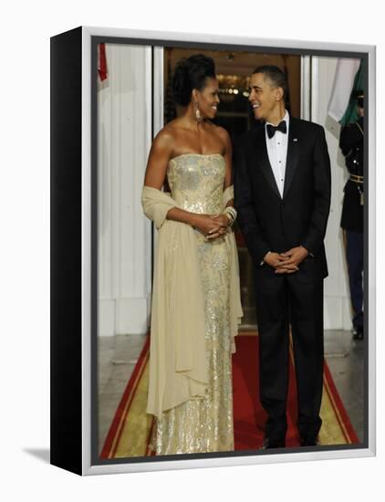 President Obama and First Lady before Welcoming India's Prime Minister and His Wife to State Dinner-null-Framed Premier Image Canvas