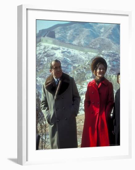 President Richard Nixon and First Lady Pat Nixon on the Great Wall of China-John Dominis-Framed Photographic Print