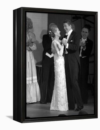 President Ronald Reagan and His Wife-null-Framed Premier Image Canvas