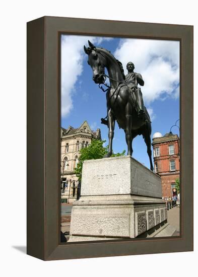 Prince Albert Statue, Wolverhampton, West Midlands-Peter Thompson-Framed Premier Image Canvas