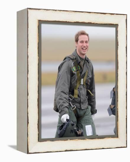 Prince William takes his first solo flight, lesson at RAF Cranwell in Lincolnshire-null-Framed Premier Image Canvas