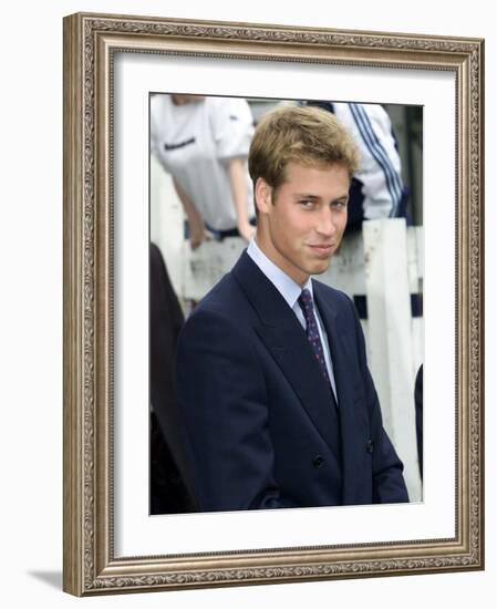 Prince William visits Sighthill in Glasgow September 21, 2001-null-Framed Photographic Print