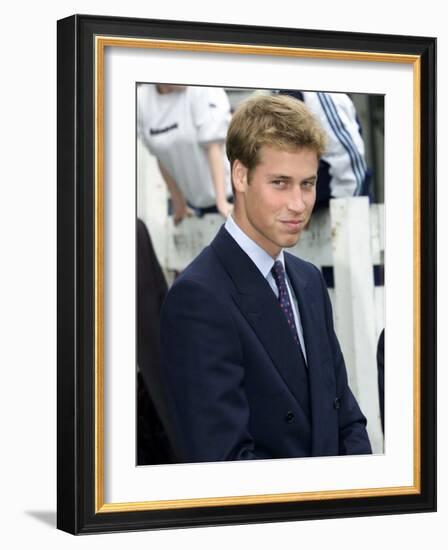 Prince William visits Sighthill in Glasgow September 21, 2001-null-Framed Photographic Print