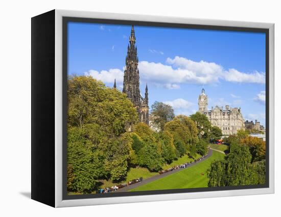 Princes Street Gardens, Edinburgh, Lothian, Scotland, Uk-Amanda Hall-Framed Premier Image Canvas