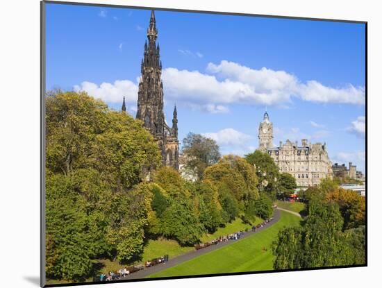 Princes Street Gardens, Edinburgh, Lothian, Scotland, Uk-Amanda Hall-Mounted Photographic Print