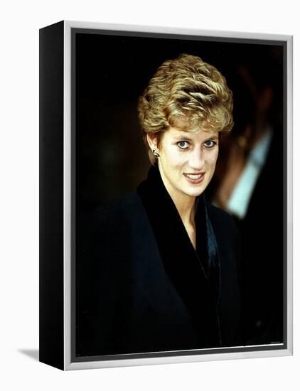 Princess Diana at the Relaunch of Birthright Charity November 1993-null-Framed Premier Image Canvas