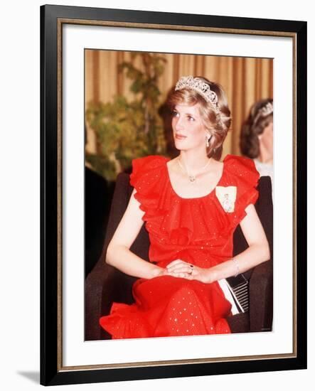 Princess Diana in Australia Tasmania at the State Reception in Wrest Point Hotel Wearing Red Dress-null-Framed Photographic Print