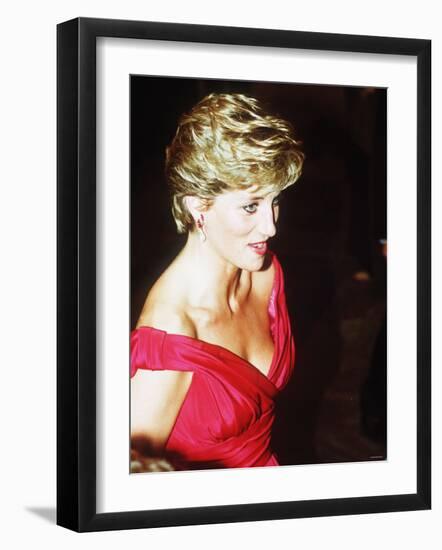 Princess Diana in Japan November 1990-null-Framed Photographic Print