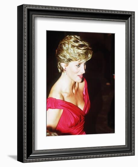 Princess Diana in Japan November 1990-null-Framed Photographic Print