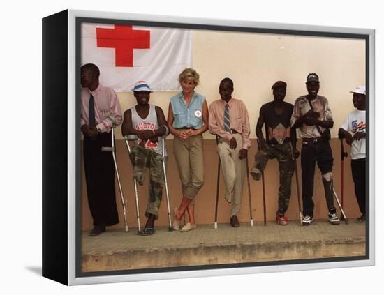 Princess Diana January 2001 Visits Landmine Victims at Orthopedic Centre Ruanda Angola-null-Framed Premier Image Canvas