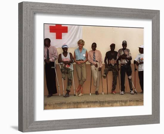 Princess Diana January 2001 Visits Landmine Victims at Orthopedic Centre Ruanda Angola-null-Framed Photographic Print