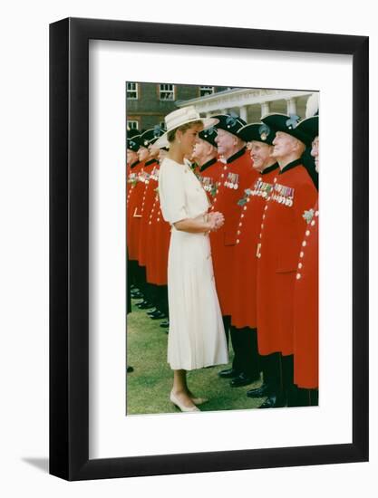 Princess Diana Meeting Pensioners at Royal Hospital Chelsea-Associated Newspapers-Framed Photo