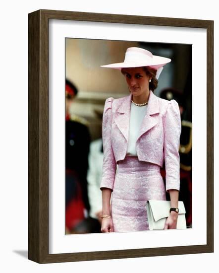 Princess Diana Receives the Freedom of Northampton Wears Pink Suit June 1989-null-Framed Photographic Print
