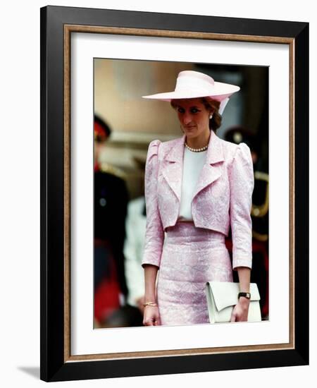 Princess Diana Receives the Freedom of Northampton Wears Pink Suit June 1989-null-Framed Photographic Print