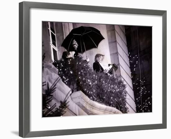 Princess Diana Turns on the Christmas Lights on Regent Street-null-Framed Photographic Print