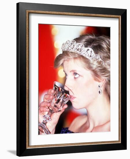 Princess Diana Visits Portugal at Banquet Hosted by the President-null-Framed Photographic Print